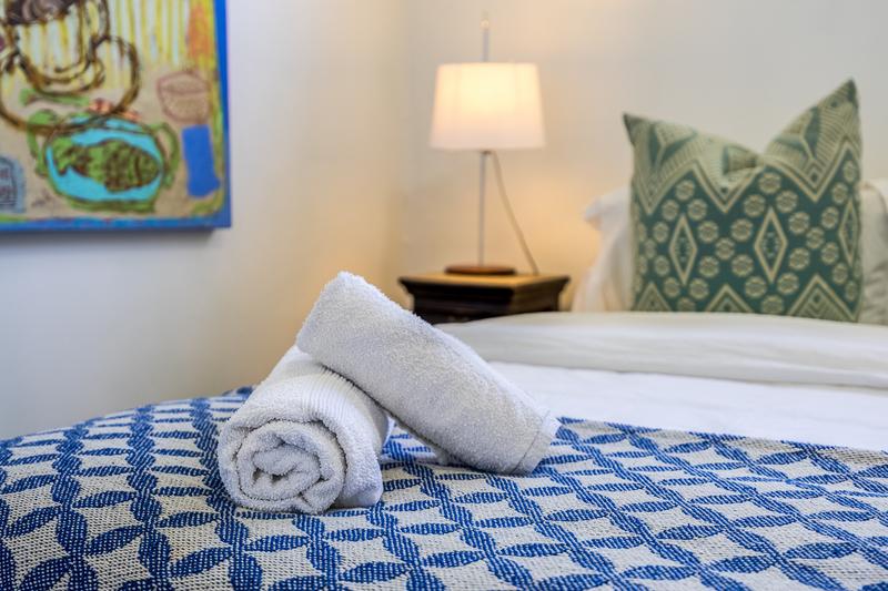 To Let 3 Bedroom Property for Rent in Green Point Western Cape